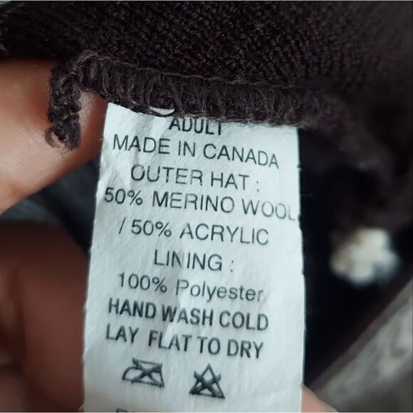 SWIX Fleece Lined Beanie Hat with Tassel Knit Wool Blend Brown Striped Winter - Picture 4 of 4